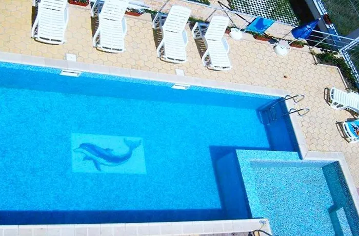 Complex Freya S Hotel